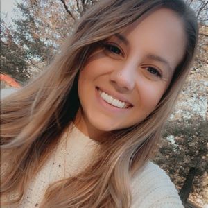 Meet your Posher, Brittany